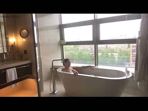 ❤️ عزیزم فوق العاده با شور و شوق بیدمشک خود را در حمام تکان می دهد ❤ پورنو در ما fa.mrpornogratis.ru